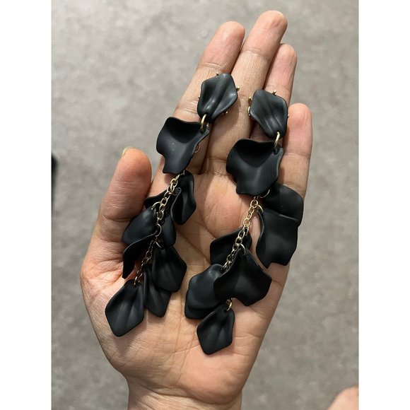 Black flower earrings , black leaf earrings , black acrylic earrings , large big - Picture 1 of 9